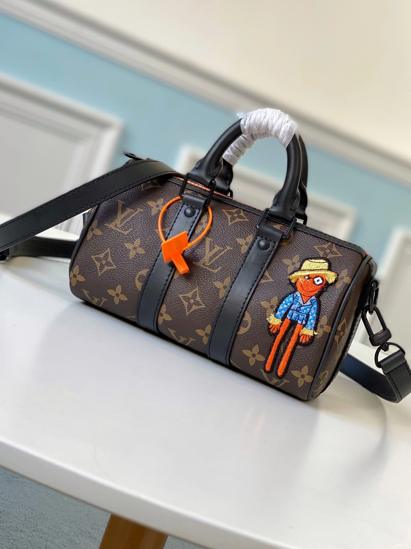 VUITTON LEEPALL LOUIS NANO 0805